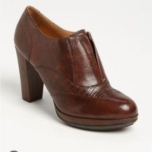 Naturalizer Kindra Pump